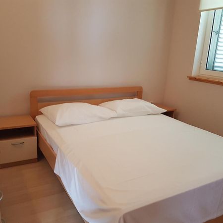 Apartments Mrdelja فرسي المظهر الخارجي الصورة