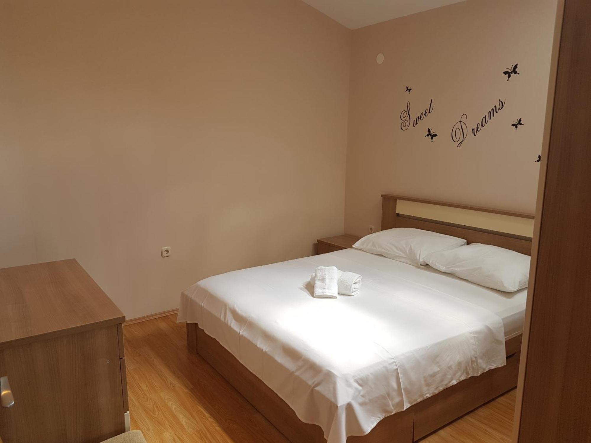 Apartments Mrdelja فرسي المظهر الخارجي الصورة